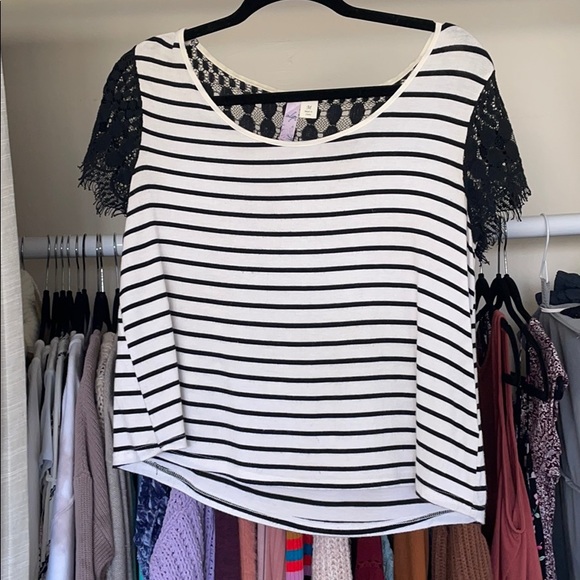 Striped t shirt - Picture 1 of 3